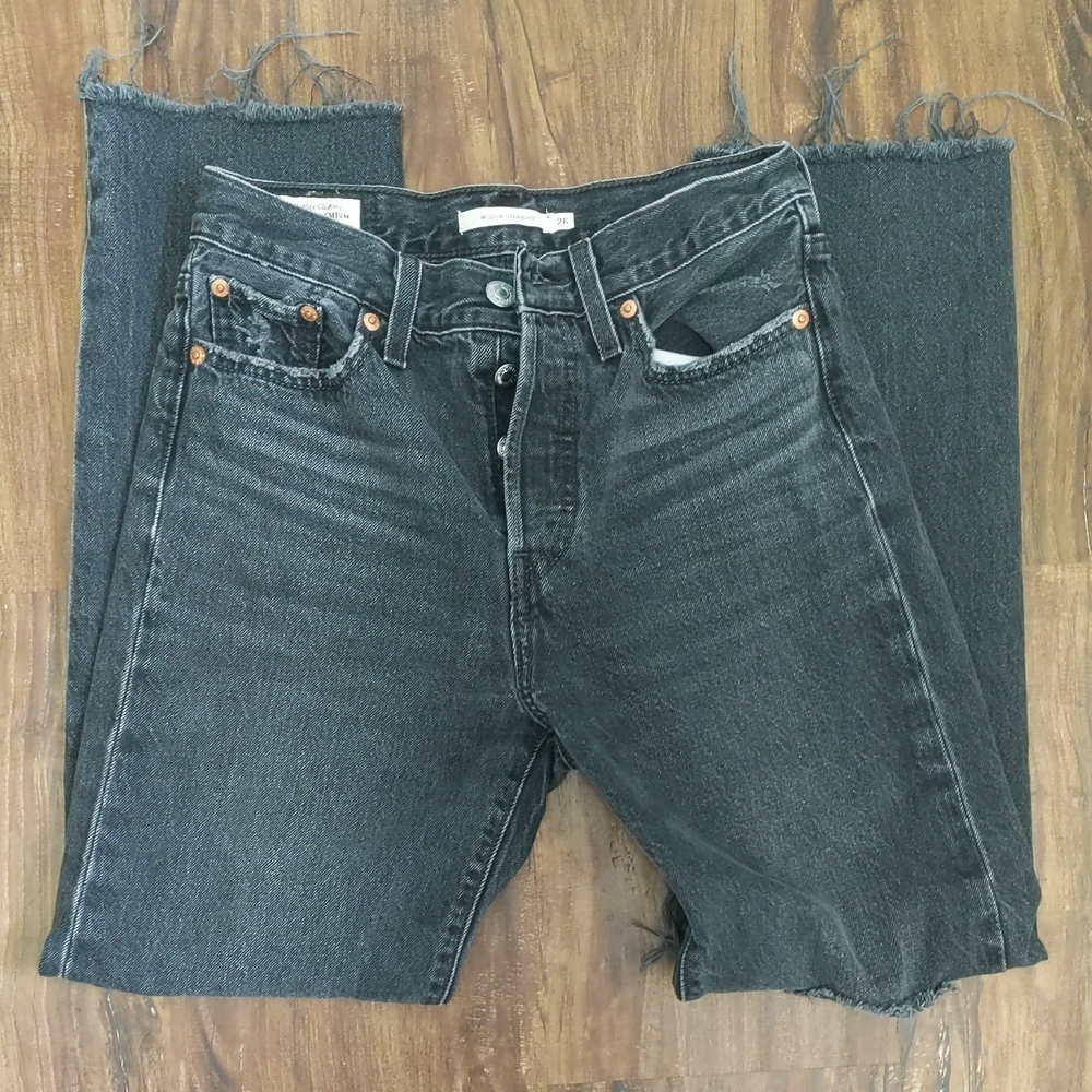 Levi's Cropped Ankle Jeans 26 Black Button Fly High Waist Distressed Grunge Fray